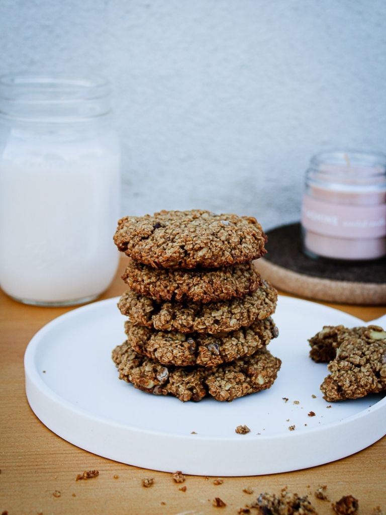 oatmeal cookies stacked in white plate